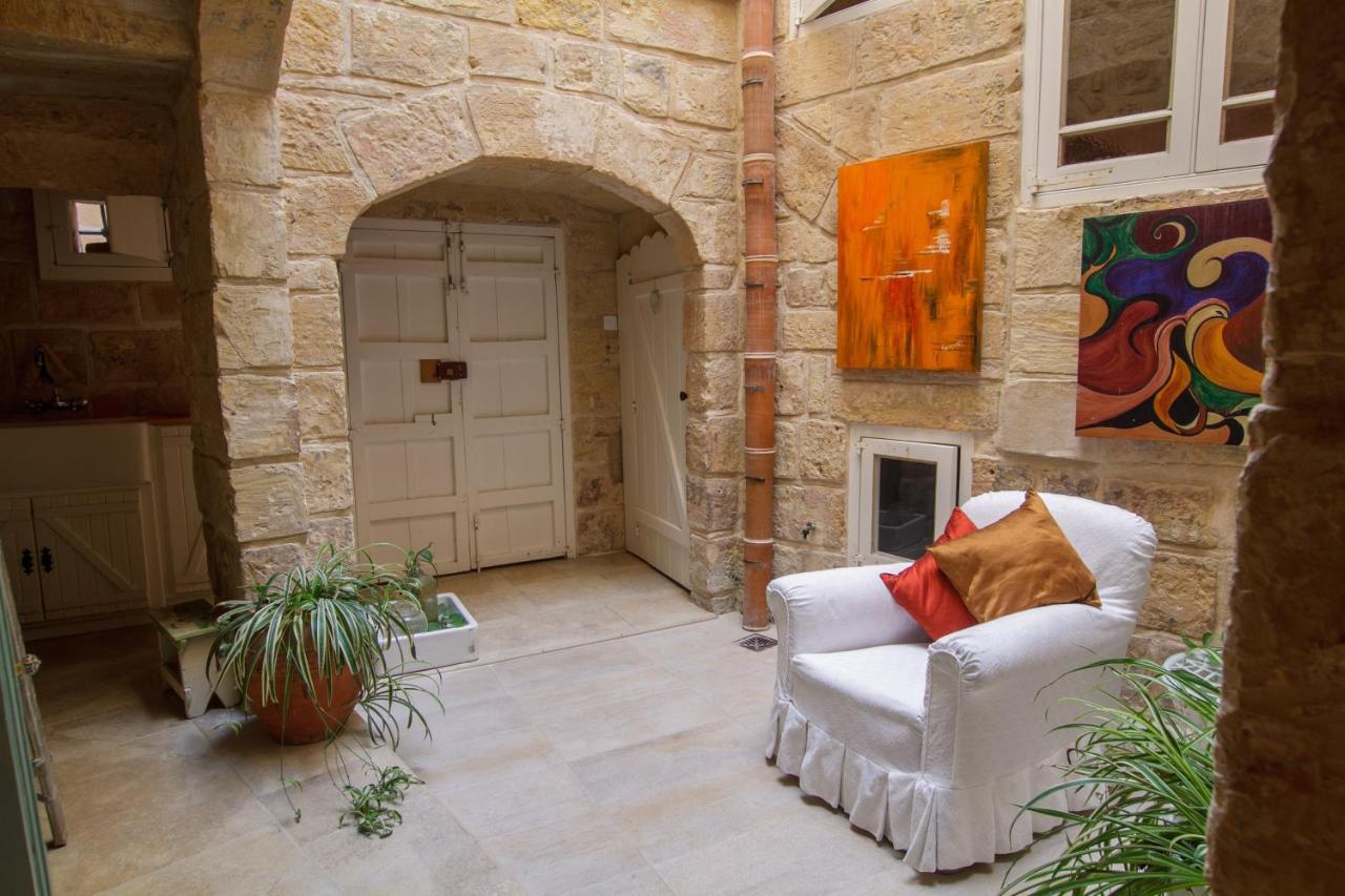 Town House Steeped In History Villa Rabat Kültér fotó