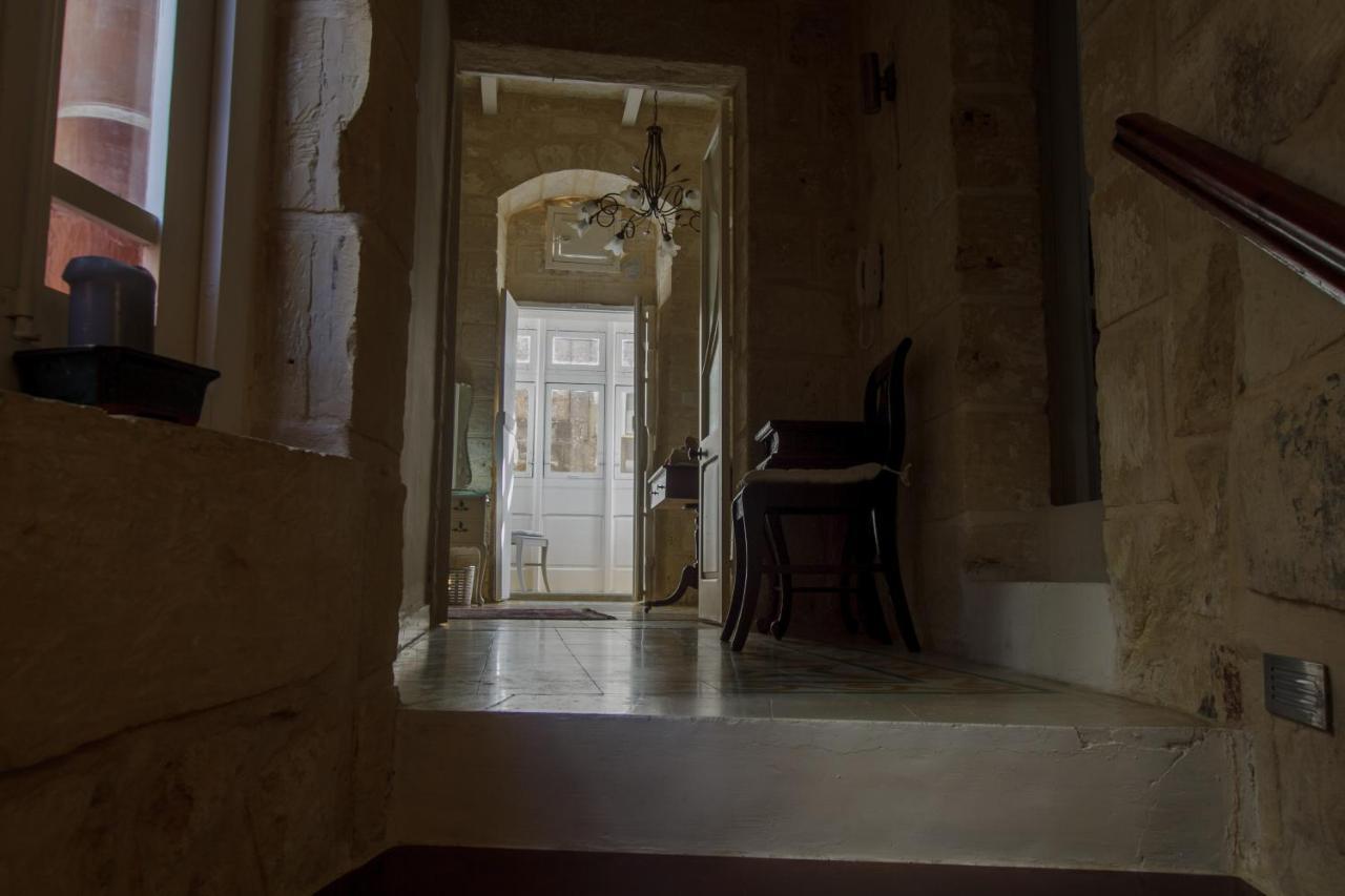 Town House Steeped In History Villa Rabat Kültér fotó