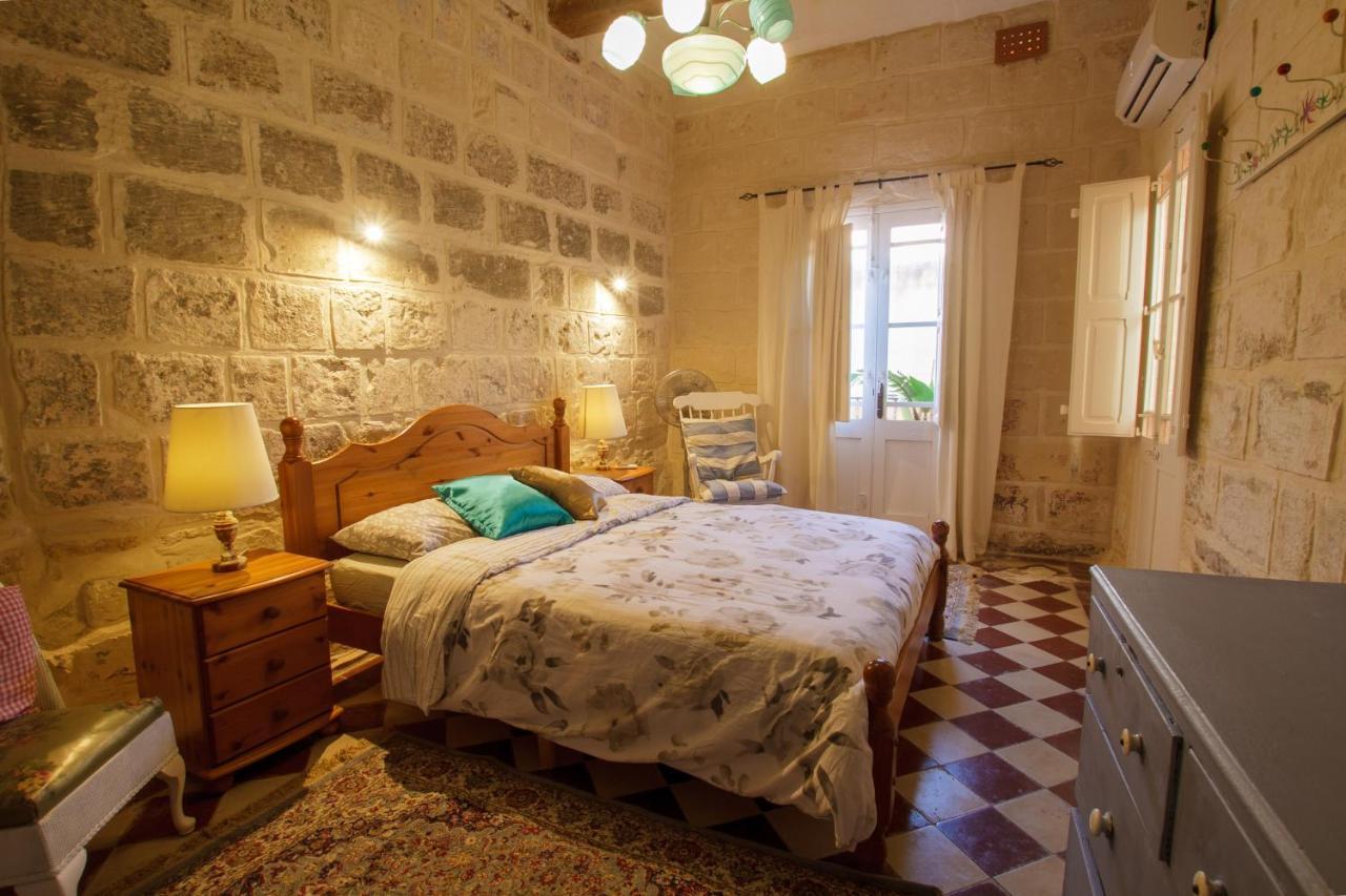Town House Steeped In History Villa Rabat Kültér fotó